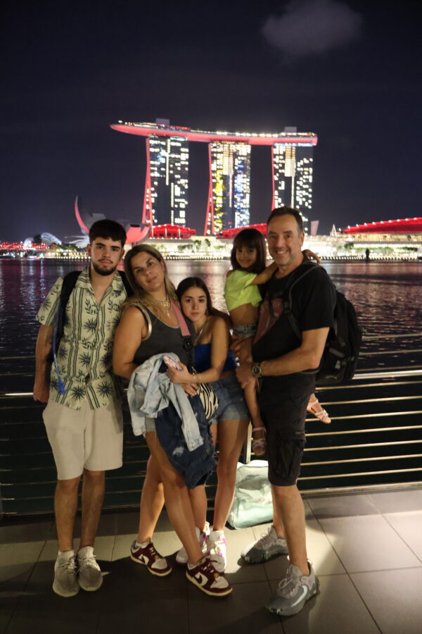 Tour a pie de 4 horas: De Chinatown y el Distrito Cívico Histórico hasta Marina Bay y Gardens by the Bay - Image 10